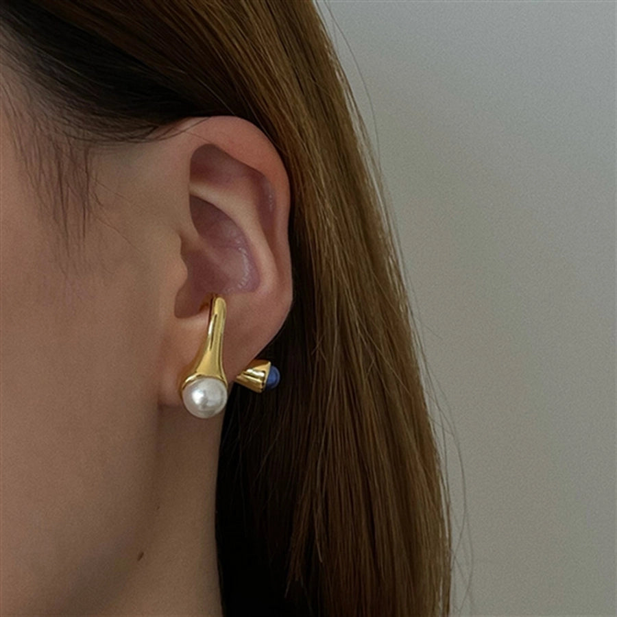 Aretes Two